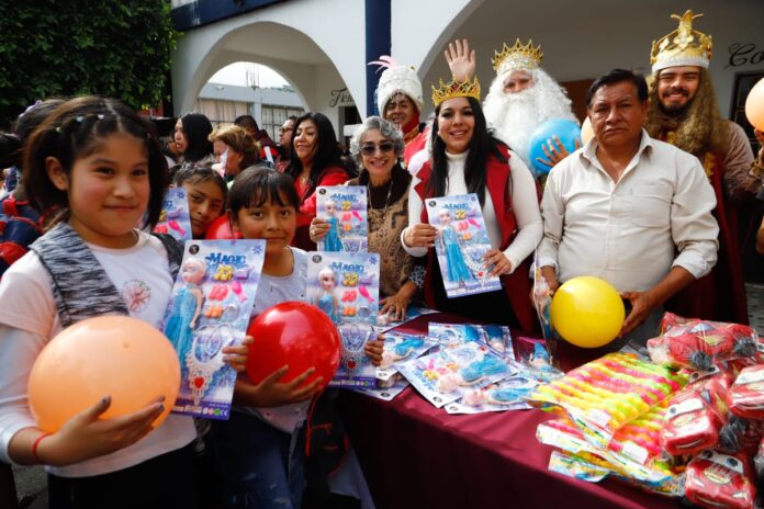 Más de 30 mil juguetes entregó el Gobierno de Cholula en la Caravana de la Esperanza